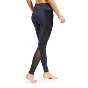 Athleta High Rise Chaturanga Leggings Sz M